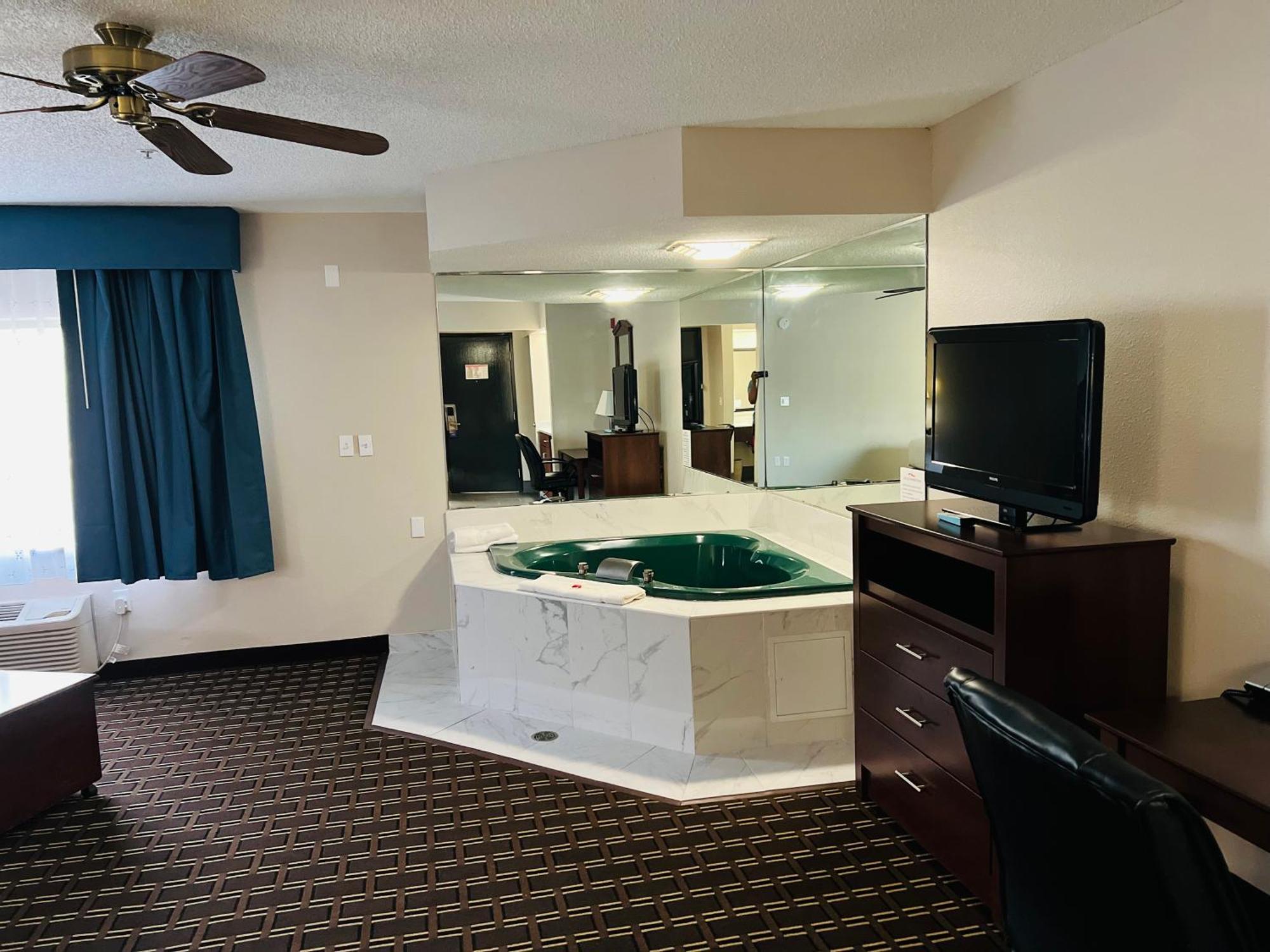 Baymont By Wyndham La Crosse/Onalaska Екстериор снимка